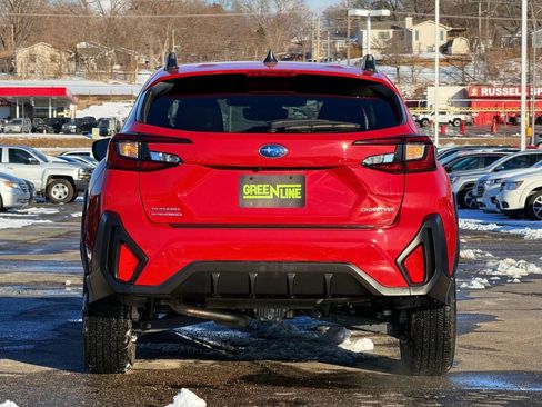 Used 2025 Subaru Crosstrek 2.0i Premium image 4