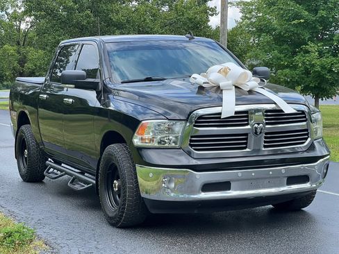 Used 2018 RAM 1500 Big Horn AWD/4WD image 3