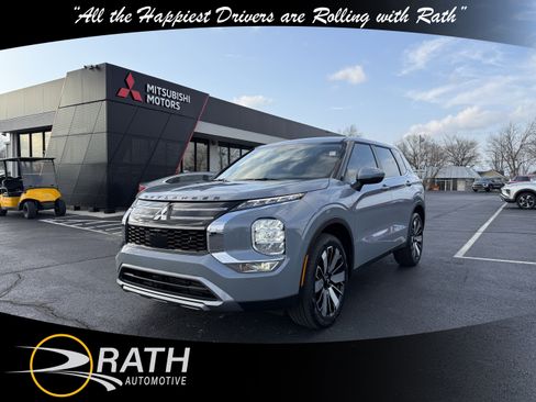 New 2026 Mitsubishi Outlander SE image 4