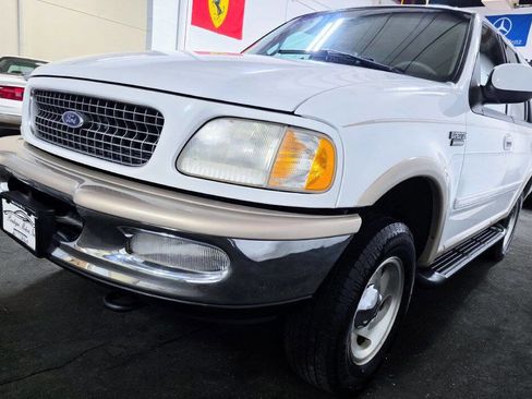Used 1998 Ford Expedition 4WD image 5