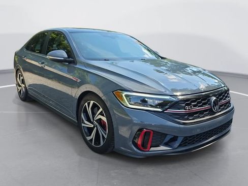 Used 2022 Volkswagen Jetta GLI Autobahn FWD image 2