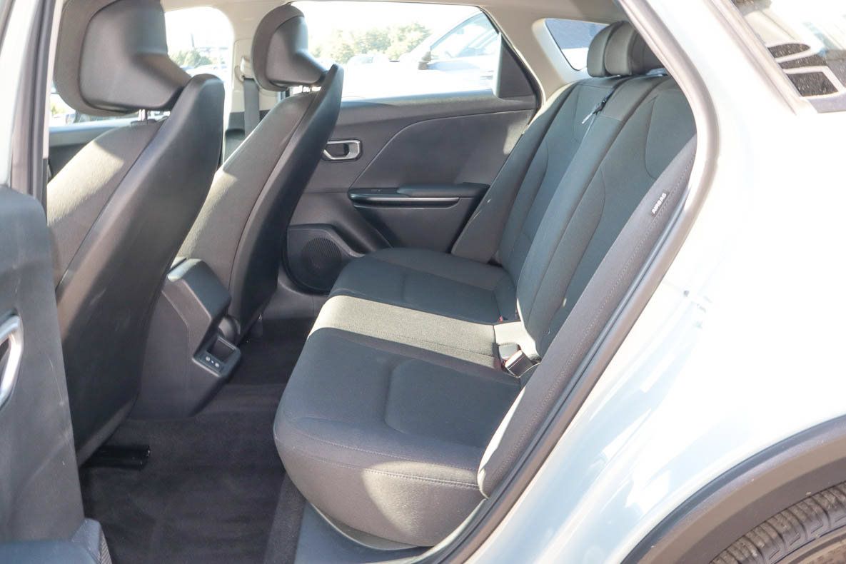 Used 2026 Kia K4 FWD image 8