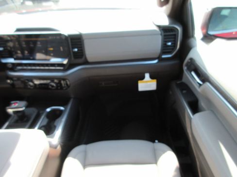 New 2026 Chevrolet Silverado 1500 LTZ w/ LTZ Premium Package image 19