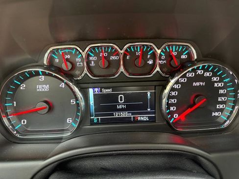 Used 2019 GMC Yukon XL SLT image 16