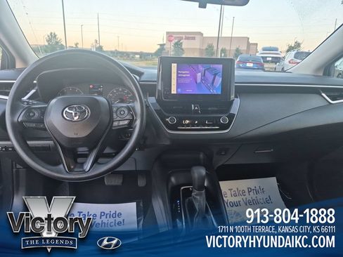 Used 2024 Toyota Corolla LE FWD image 12
