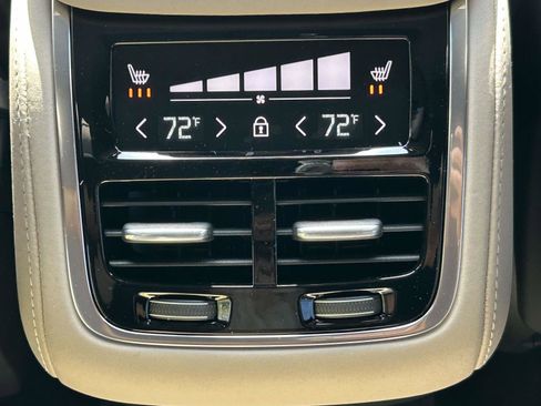 New 2026 Volvo XC90 B6 Core w/ Protection Package Premier AWD/4WD image 17