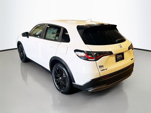 New 2026 Honda HR-V Sport image 10