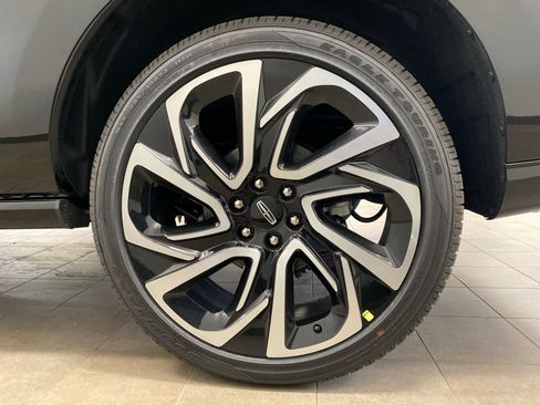 New 2026 Lincoln Navigator Black Label image 28