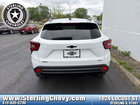 New 2026 Chevrolet Trax RS FWD image 4