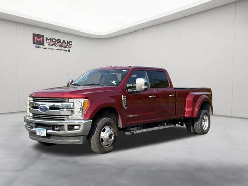Used 2017 Ford F350 Lariat w/ Chrome Package AWD/4WD image 4