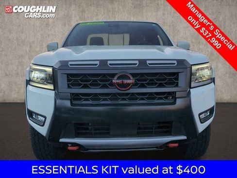 Certified 2025 Nissan Frontier PRO-4X image 2