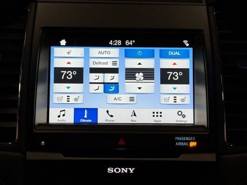 Used 2018 Ford Taurus Limited image 26