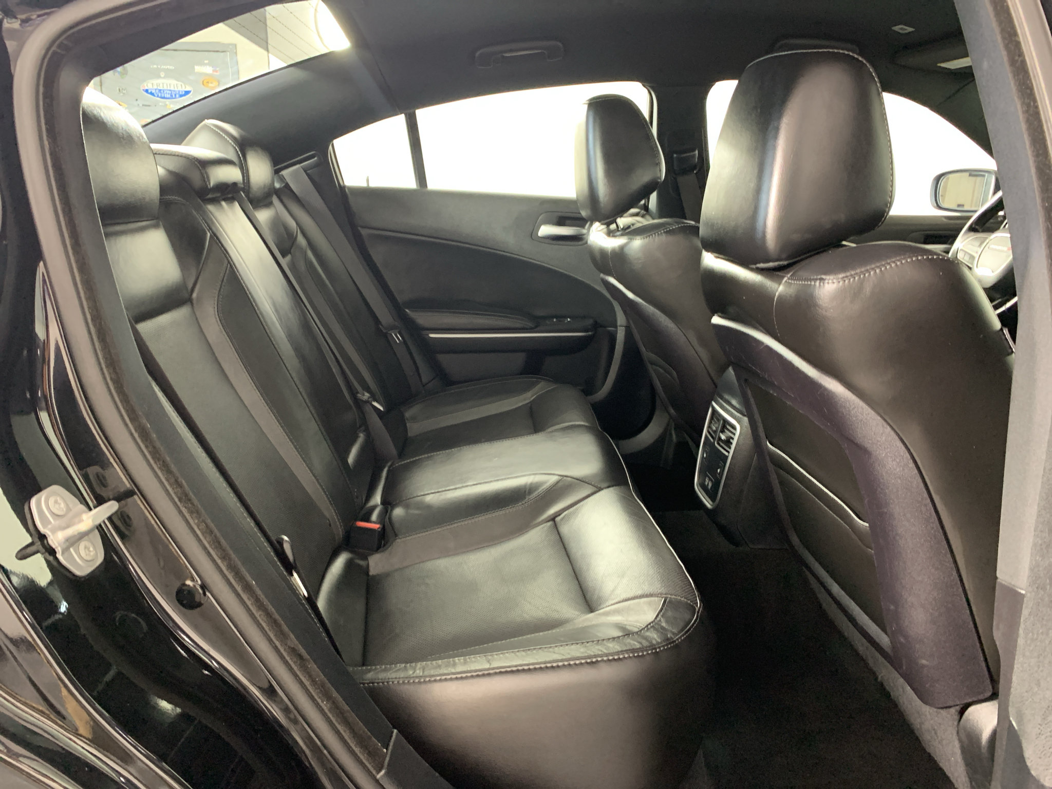 Used 2020 Dodge Charger SXT w/ Leather Interior Group RWD image 34