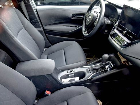 Used 2023 Toyota Corolla LE FWD image 8