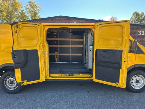 Used 2016 Ford Transit 250 148 Low Roof image 17