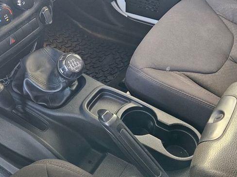 Used 2013 Jeep Wrangler Sport image 27