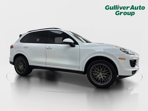 Used 2018 Porsche Cayenne Platinum Edition AWD/4WD image 12