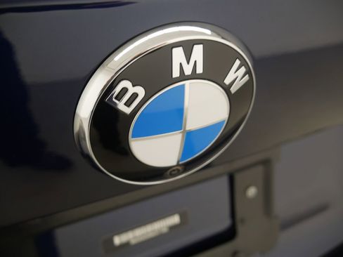 Used 2022 BMW M4 xDrive Competition w/ Executive Package image 11