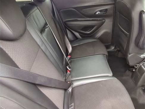 Used 2020 Buick Encore Preferred image 24