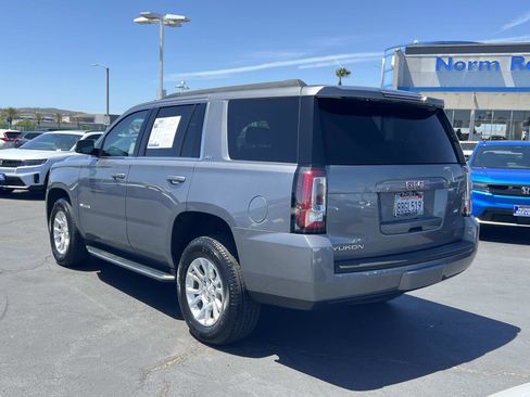 Used 2018 GMC Yukon SLT w/ Open Road Package AWD/4WD image 3