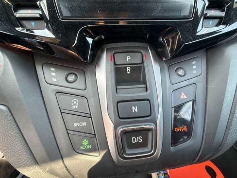 Used 2025 Honda Odyssey Sport-L image 15