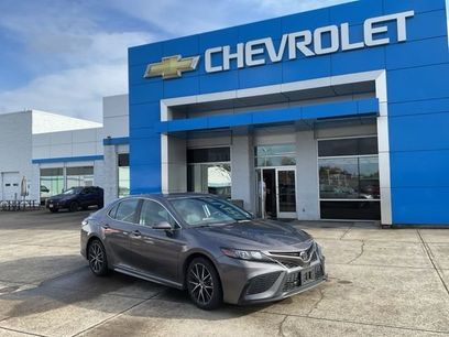 Used 2024 Toyota Camry SE