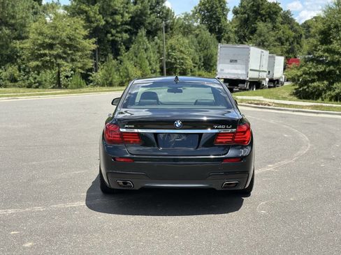 Used 2015 BMW 740Li xDrive image 6