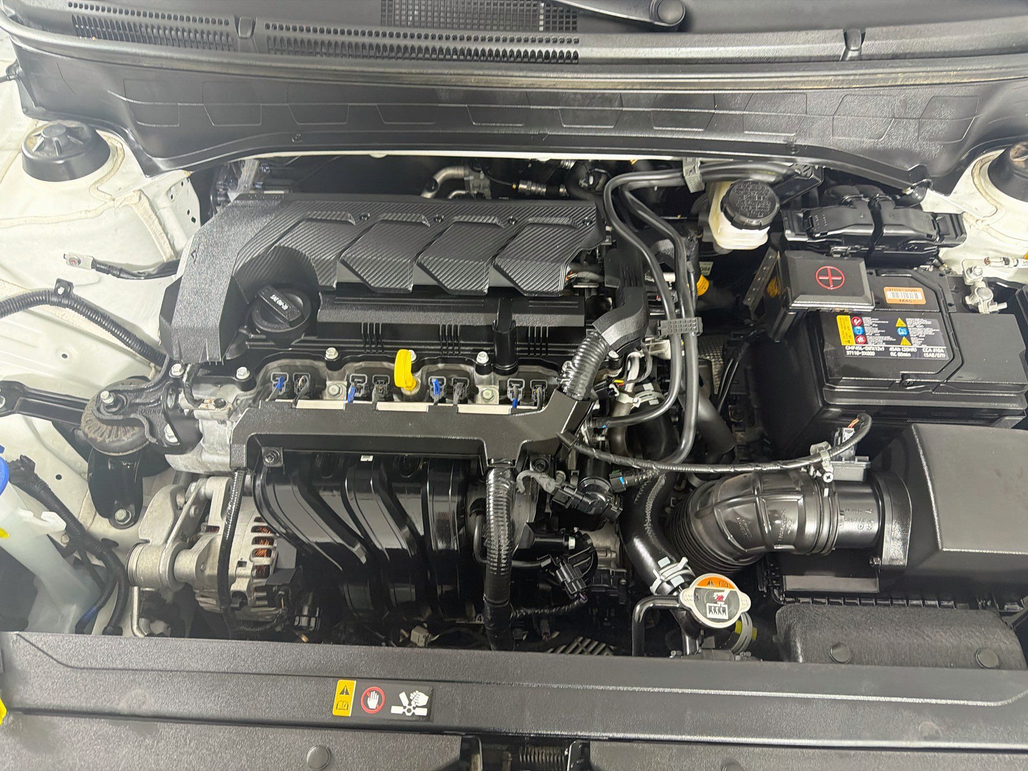 Used 2025 Hyundai Venue SEL FWD image 31