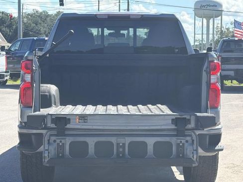 Used 2022 Chevrolet Silverado 1500 RST AWD/4WD image 6
