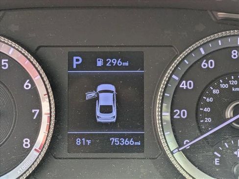 Used 2022 Hyundai Sonata SE w/ Preferred Accessory Package image 10