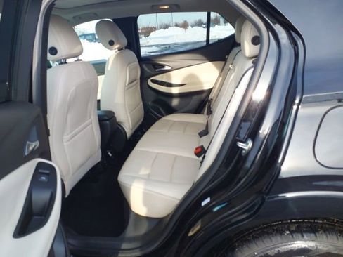 Used 2020 Buick Encore GX Essence w/ Experience Buick Package FWD image 20