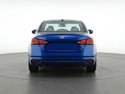 Used 2025 Nissan Altima 2.5 SV image 6