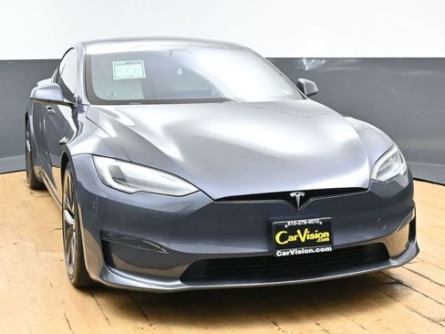 Used 2022 Tesla Model S image 3