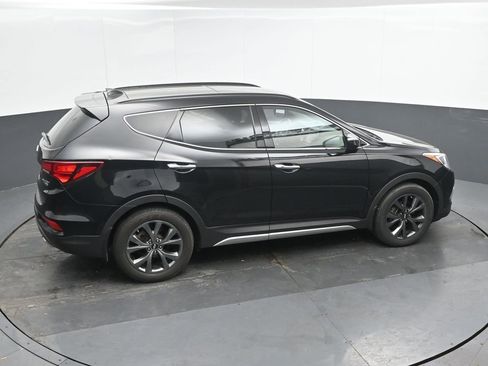 Used 2017 Hyundai Santa Fe Sport FWD image 31