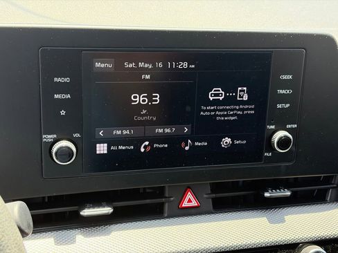 Used 2025 Kia Sportage LX FWD image 10