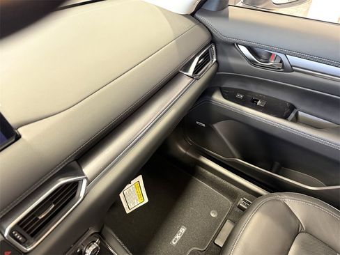 New 2025 MAZDA CX-5 AWD 2.5 S w/ Premium Plus Pkg image 31