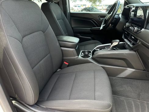 Used 2023 Chevrolet Colorado LT RWD image 10
