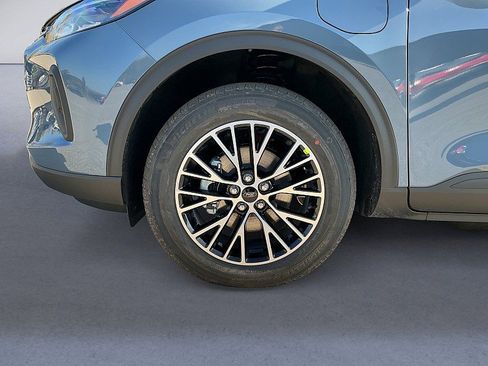 New 2026 Ford Escape SE w/ Class II Trailer Tow Package image 27