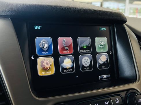 Used 2019 GMC Yukon Denali w/ Open Road Package AWD/4WD image 72