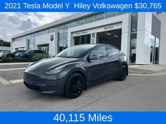 Used 2021 Tesla Model Y Long Range AWD/4WD video 1