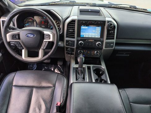 Used 2018 Ford F150 Lariat w/ Equipment Group 502A Luxury AWD/4WD image 14