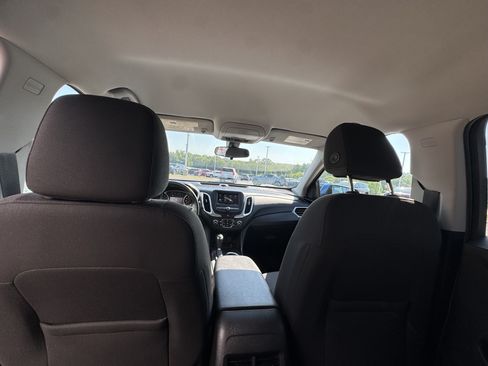 Used 2019 Chevrolet Equinox LT FWD image 18