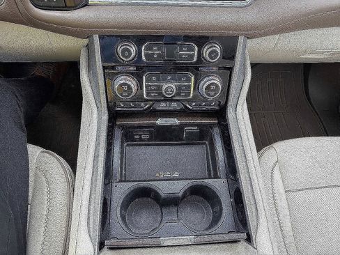 Used 2021 GMC Yukon XL Denali w/ Denali Ultimate Package image 17