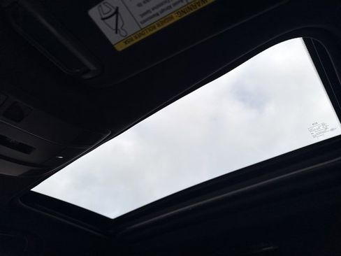 Used 2025 MAZDA CX-5 Signature image 18