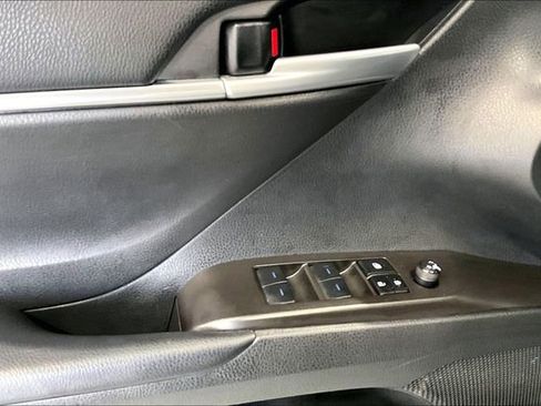 Used 2024 Toyota Camry SE FWD image 37