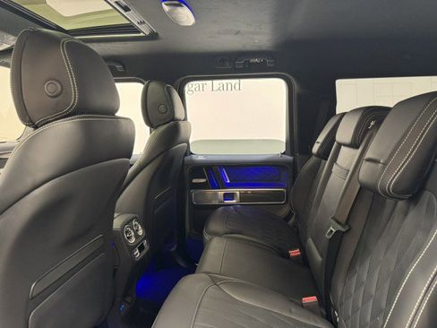 Used 2025 Mercedes-Benz G 63 AMG AMG G 63 image 31