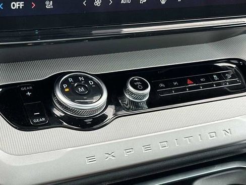 Used 2025 Ford Expedition Max Active image 20