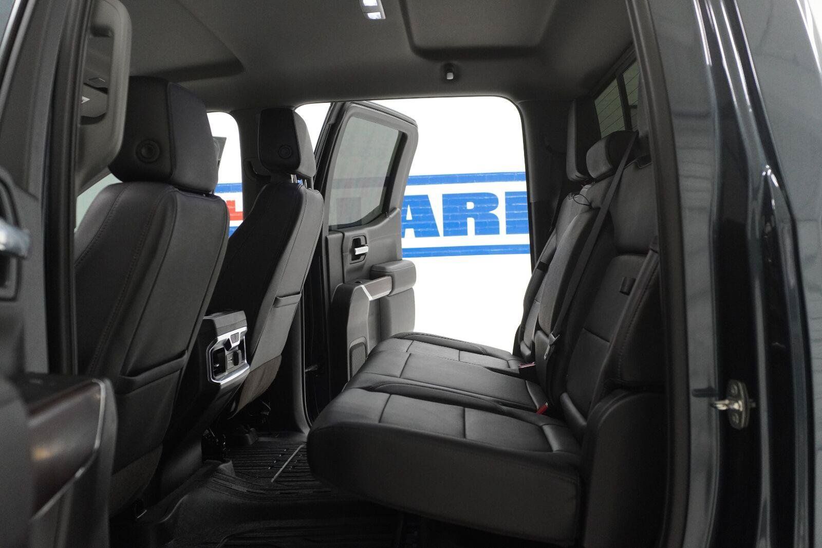 Used 2021 GMC Sierra 1500 SLT RWD image 21