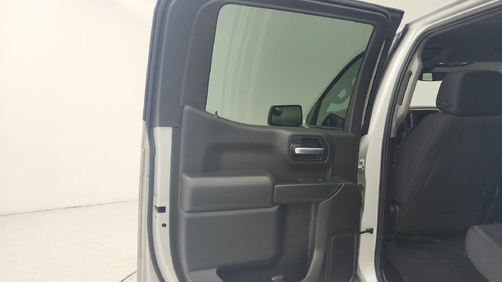Used 2020 Chevrolet Silverado 1500 Custom w/ Custom Value Package RWD image 22