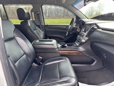Used 2017 Chevrolet Suburban LT AWD/4WD image 8